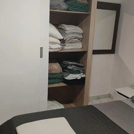 Διαμέρισμα Shopping,airport,parking,ring Road 100sqm Comfort *